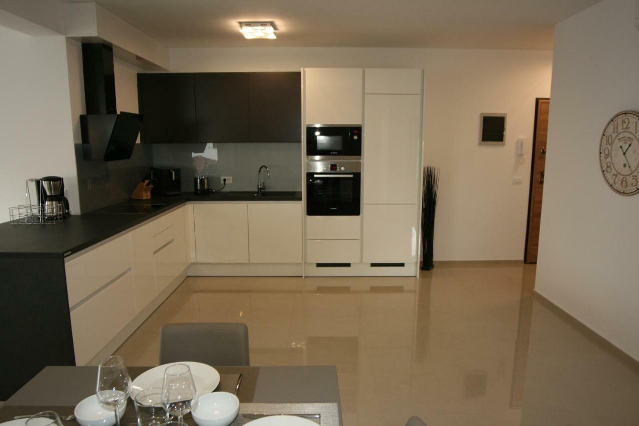 Penthouse No6 Apartment เมดูลิน ภายนอก รูปภาพ